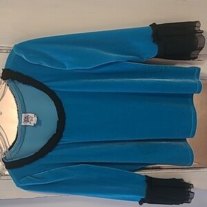 Ivy Jane blue, large, soft shirt with black lace accent